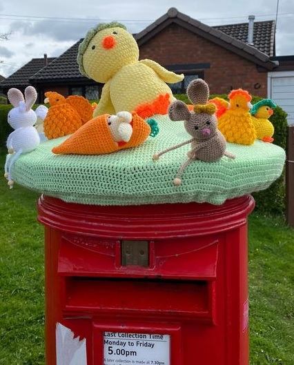 Letterbox topper by Rowena Davis