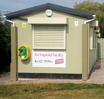 Defibrilator at Catshill Meadow